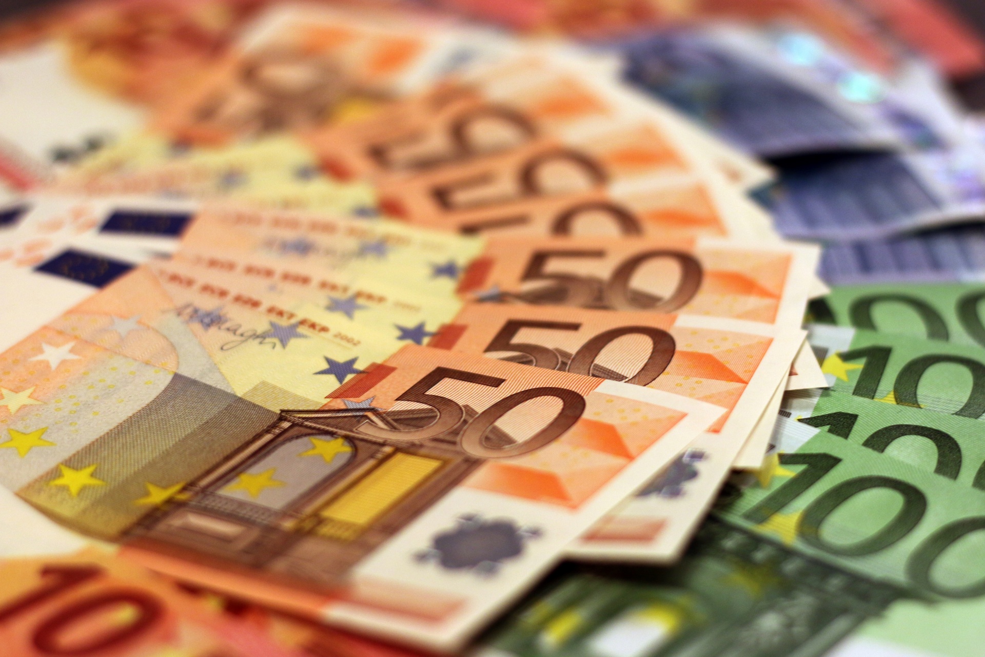 euros-billets-de-banque-1456099763Qt9