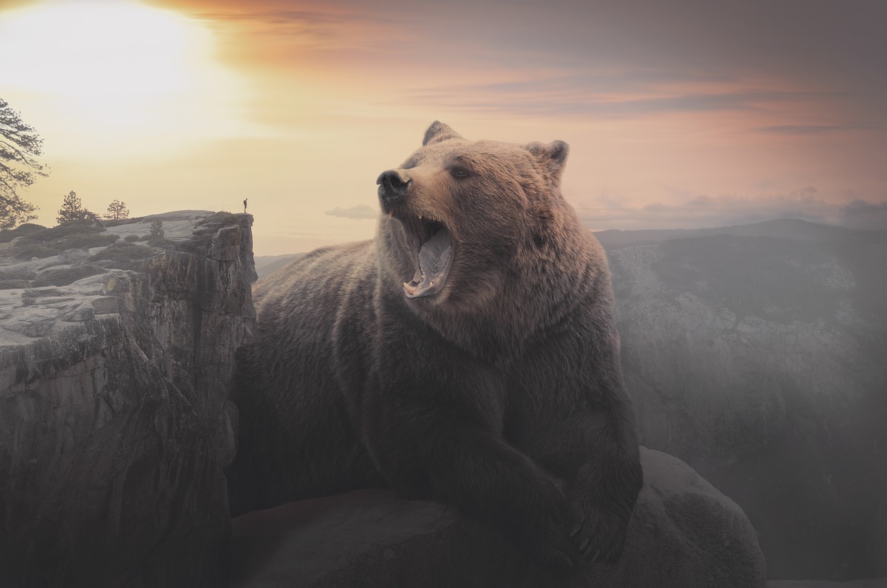Roar Mountains Fantasy Huge Brown Bear Giant Bear